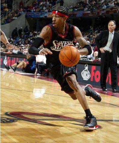 NBA球员数据统计：助攻、得分、篮板排行,（NBA球员榜单：得分、助攻与篮板统计）