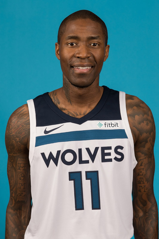 足球世界杯官方球票再次被抢空，黄牛疯狂加价（足球世界杯官方门票再度售罄，黄牛哄抬票价）