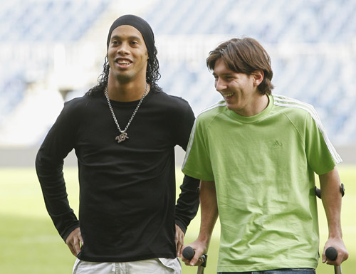 英联杯阿森纳9-8点杀水晶宫晋级四强，拉克鲁瓦乌龙+失点（英格兰联赛杯：阿森纳点球大战9-8淘汰水晶宫进四强，拉克鲁瓦乌龙又失点）