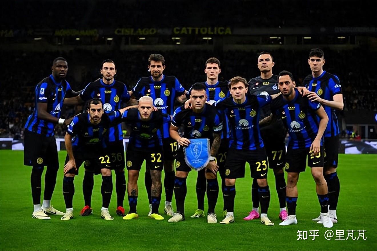 曼联拉什福德进球助球队连胜（拉什福德建功助曼联豪取连胜）