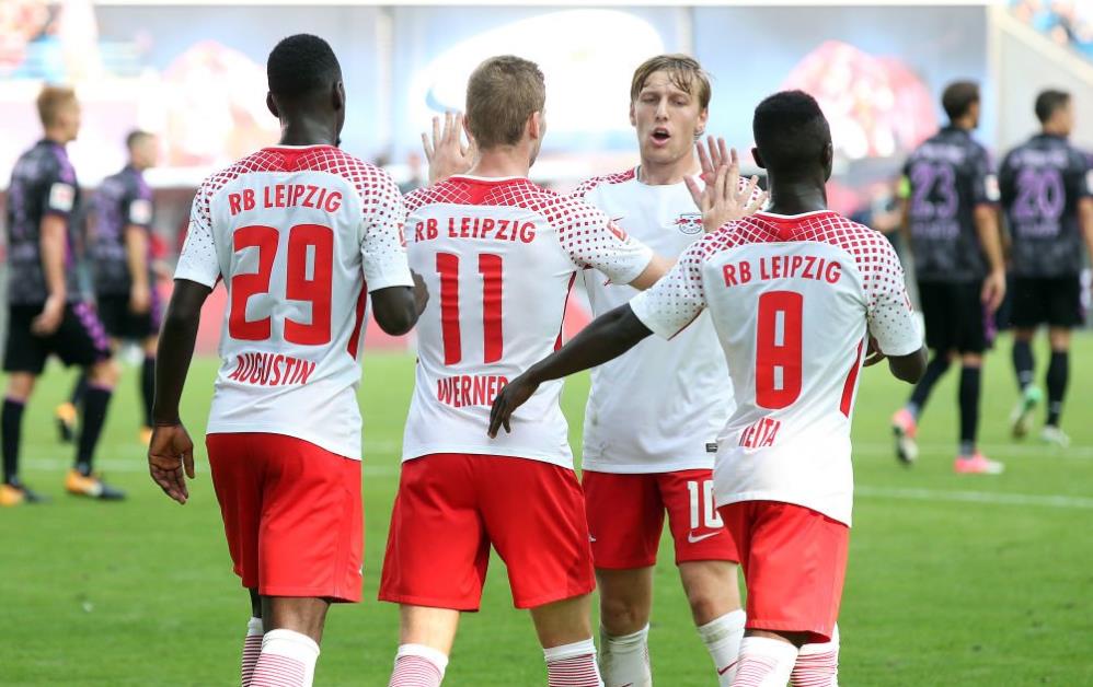 杰威：奖金真的很诱人，而且去拉斯维加斯能带来季后赛的感觉（杰威：奖金诱惑难挡，拉斯维加斯之行仿佛季后赛）