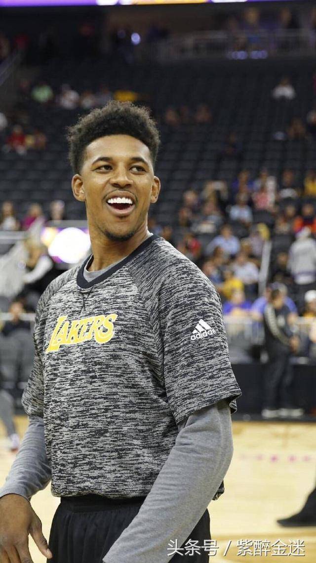 切尔西客战亚特兰大：吉滕斯、若昂-佩德罗首发，内托出战（切尔西客场挑战亚特兰大：吉滕斯、若昂-佩德罗先发，内托登场）