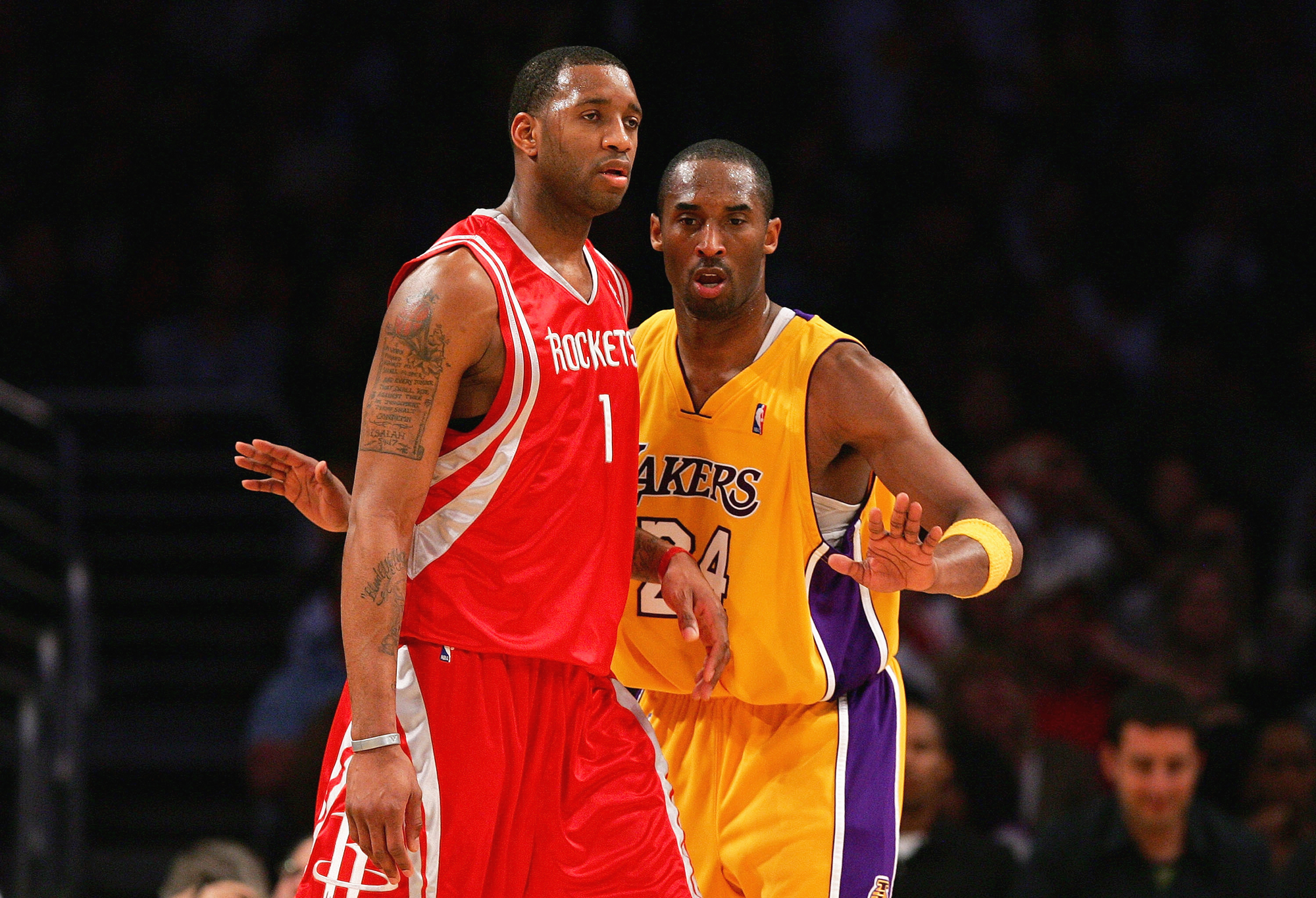 亚洲赛场璀璨之星——亚历山大TS%与三分命中率领衔，失误率最低（亚洲赛场耀眼之星：亚历山大TS%与三分命中率称冠，失误率最低）