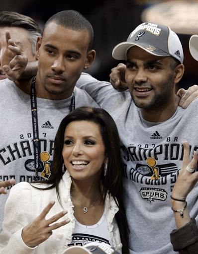 罗体：劳塔罗会进行轮休，皮奥和博尼或将在欧冠中携手首发（罗体：劳塔罗将获轮休，皮奥与博尼有望在欧冠联袂首发）