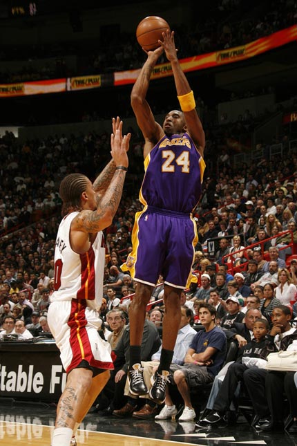 罗马诺：利雅得新月将与努涅斯和利物浦就转会展开谈判（罗马诺：利雅得新月计划与利物浦及努涅斯商讨转会事宜）