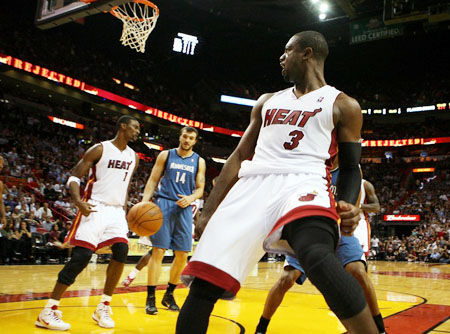 中超赛季最佳比赛候选：两回合京鲁大战在列（中超赛季最佳对决候选出炉：京鲁两回合之战入围）