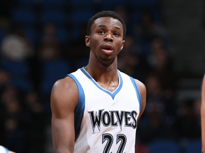 英超：热刺客场3-1击败狼队（英超：热刺客场3比1力克狼队）