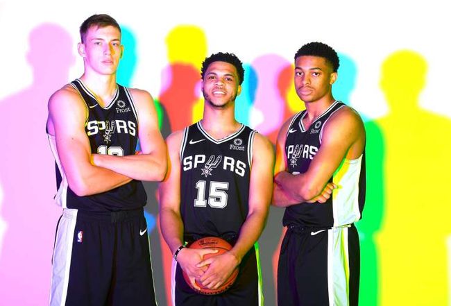 NBA战报：威少空砍生涯第207次三双，步行者116-105国王（NBA快讯：威少第207次三双难救主，步行者116-105力克国王）