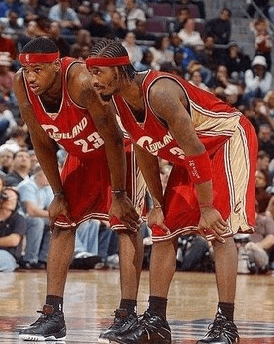 被偷家，意媒：巴斯托尼踢欧冠时家中进贼，丢失多块名牌手表（意媒：巴斯托尼出战欧冠期间家中失窃 多枚名牌手表被盗）