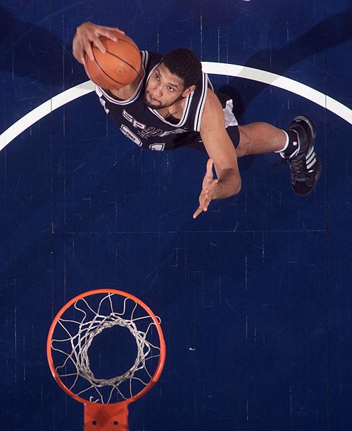 35岁之后25+次数：库里达成100次里程碑，詹姆斯领跑（35岁后25+次数榜：詹姆斯领跑，库里达成第100次里程碑）