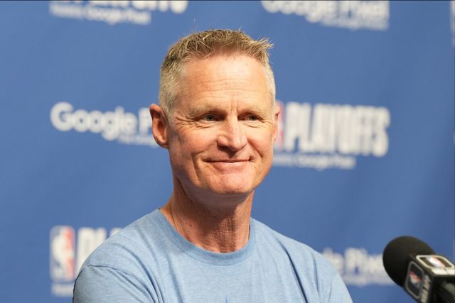 想念赛场，穆德里克晒斯坦福桥比赛照：圣诞快乐（穆德里克晒斯坦福桥比赛照送祝福：圣诞快乐，盼重返赛场）