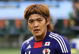 意甲战报：霍伊伦双响，伊尔迪兹破门，那不勒斯2-1尤文（意甲快讯：霍伊伦梅开二度，伊尔迪兹建功，那不勒斯2比1力克尤文）