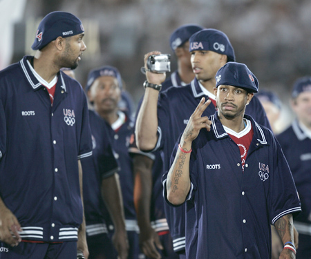 为加入湖人主动落选，到场均27分接班詹姆斯，曼巴精神激励着（为加盟湖人甘当落选秀，场均27分接班詹姆斯，曼巴精神加持）